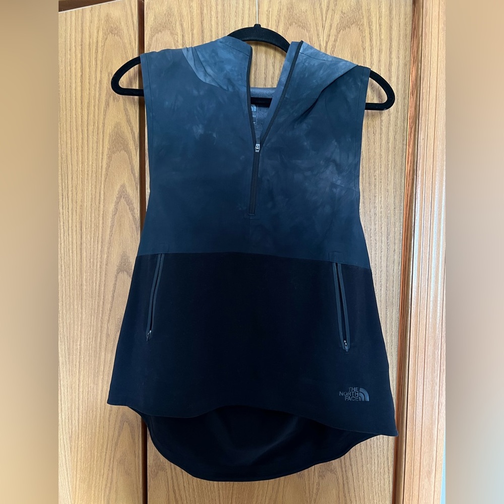 North face running vest